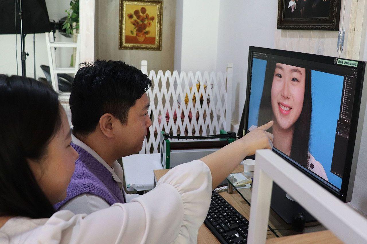 韓国証明写真、韓国フォトショップ、韓国スタジオ、韓国撮影、韓国写真館、フォトショップ、ウリトンネ写真館